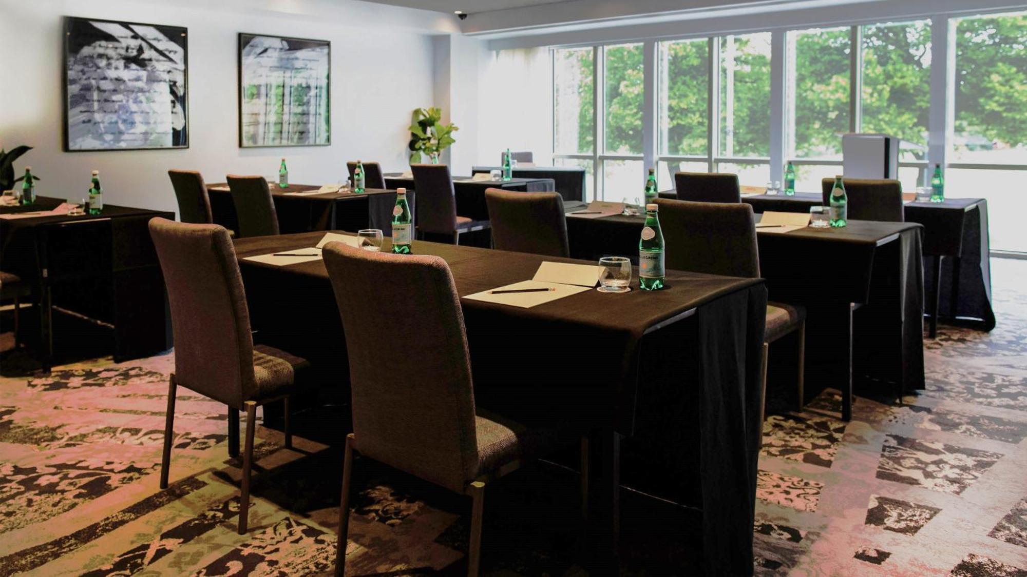 Voco Leicester By Ihg Екстериор снимка