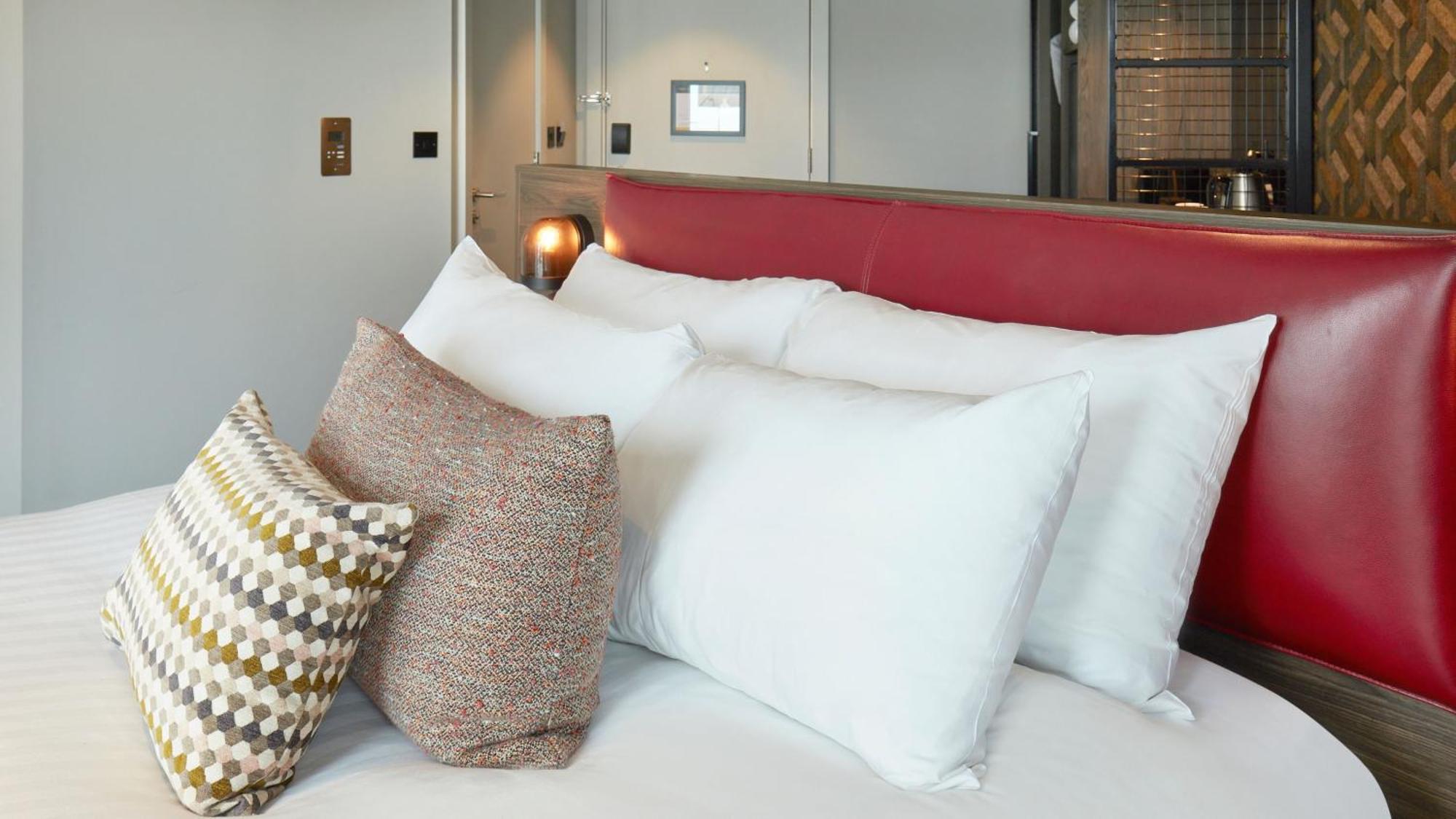 Voco Leicester By Ihg Екстериор снимка